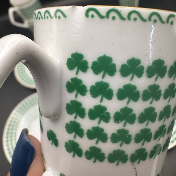 3 Demitasse Cups  & 4 Saucers NEIMAN MARCUS Japan 1970's SHAMROCK White/ Green - Picture 11 of 16